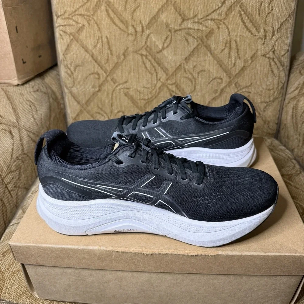 ASICS Gel-Kayano 32 Black White 1012B838 Women's Size 11 Running Shoes